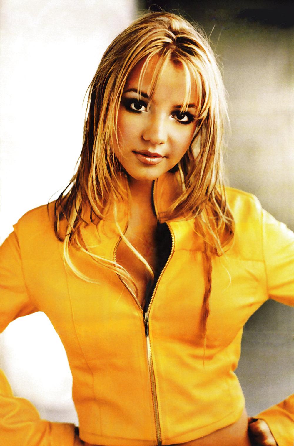 25P Britney Spears Nice Young & Sweet
