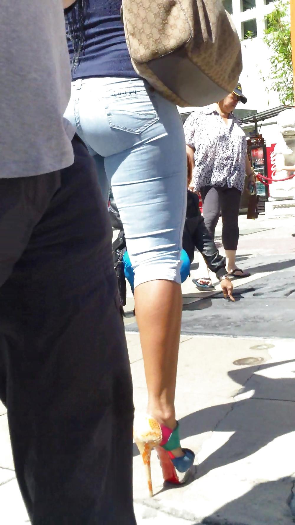 25P MILF big ass & butt super tight jeans