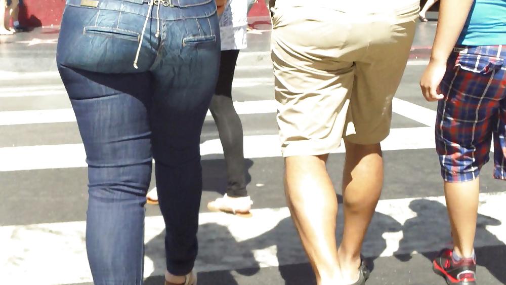25P MILF big ass & butt super tight jeans