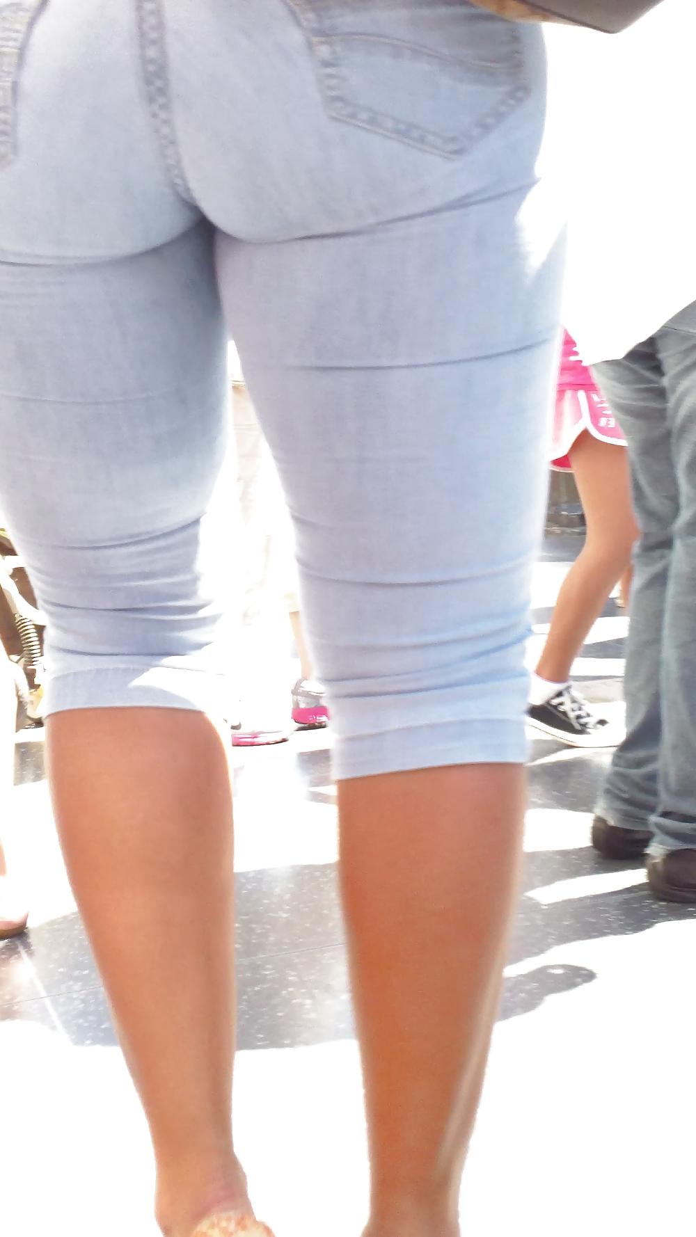 25P MILF big ass & butt super tight jeans
