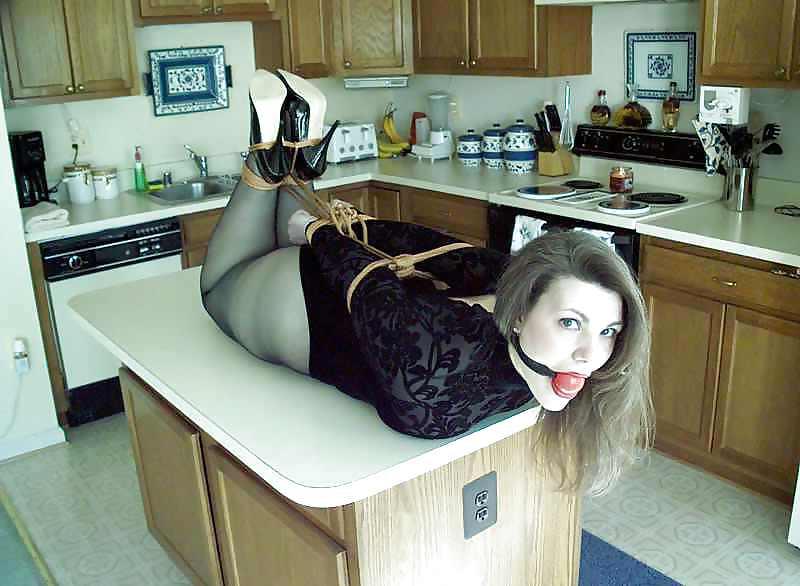 18P Where they belong (big booty kitchen)