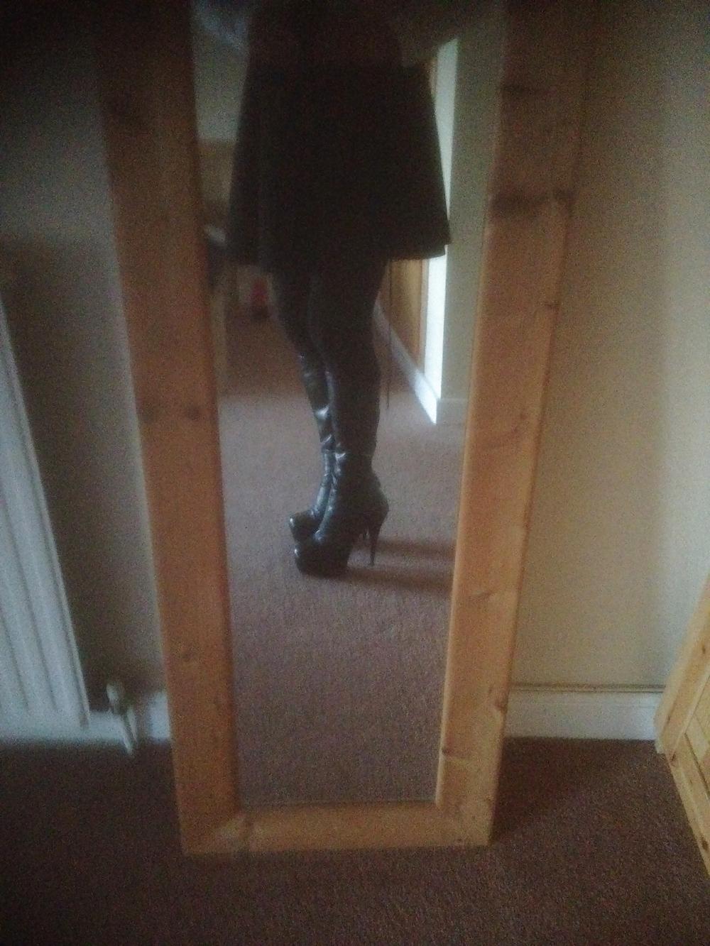 25P Boots