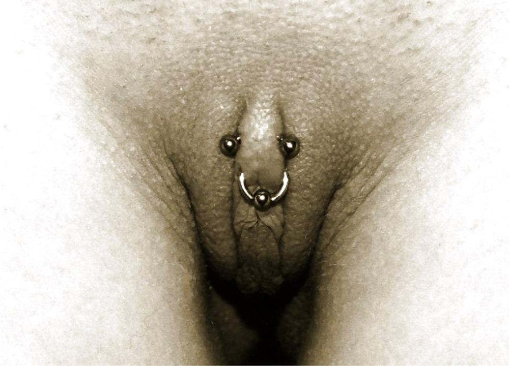 25P Genital and Intim Piercings