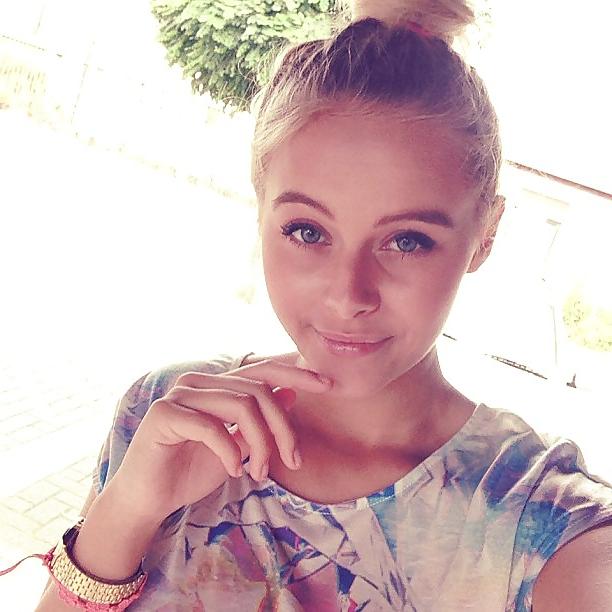 21P Fabienne Rothe - hot german singer 