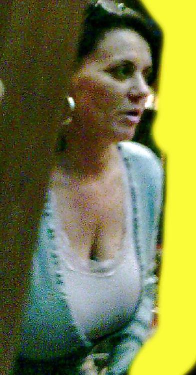 4P Candid mature, big boobs