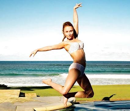 25P Hayden Panettiere mega collection 6