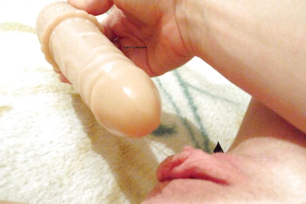 16P Wife Fucking Her Tight Pink Pussy Till She Cums
