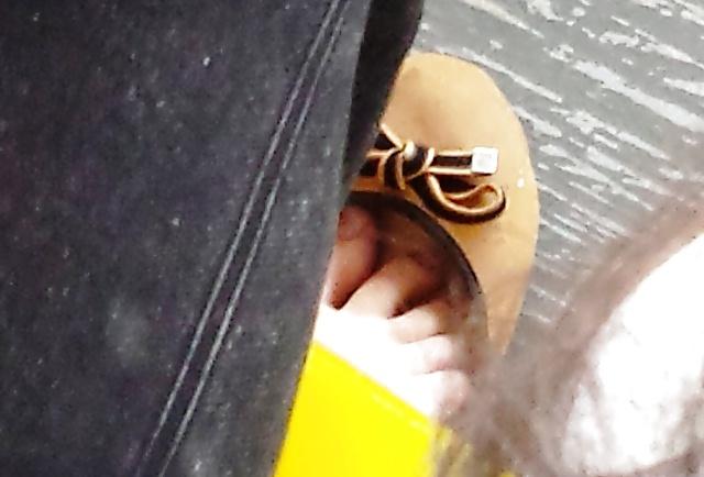 5P Pinay College Shoe Dangling