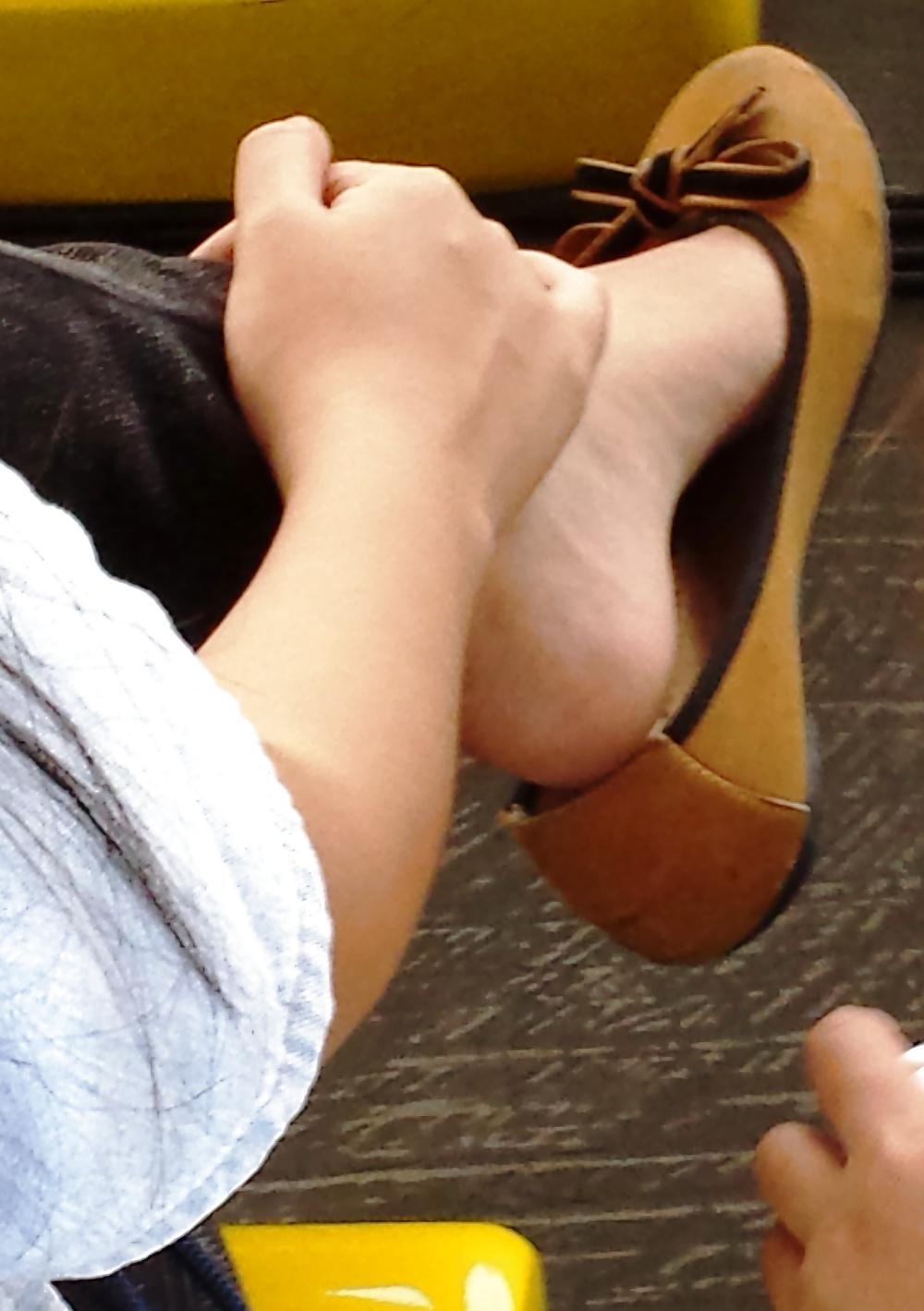 5P Pinay College Shoe Dangling