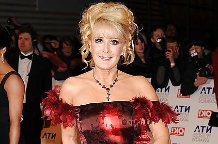 16P Bev Callard Liz Mcdonald + fakes
