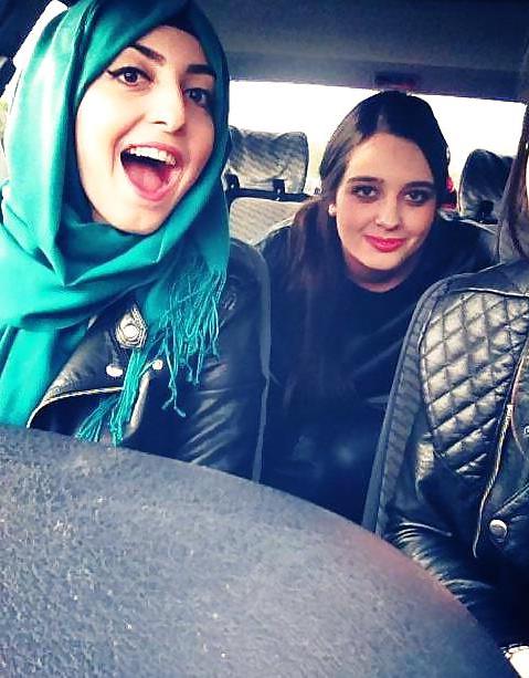 25P COMMENTS REAL REAL MUSLIM GIRLS !!