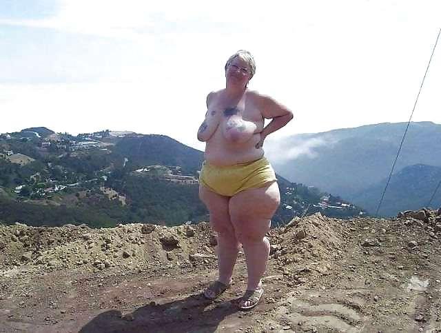 11P Big & chucky Mature SSBBW uploaded by BBWS-R-US