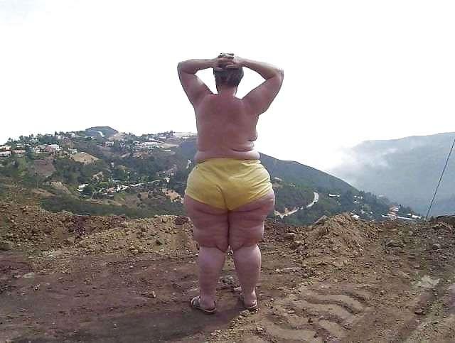 11P Big & chucky Mature SSBBW uploaded by BBWS-R-US