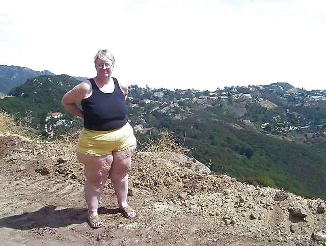 11P Big & chucky Mature SSBBW uploaded by BBWS-R-US
