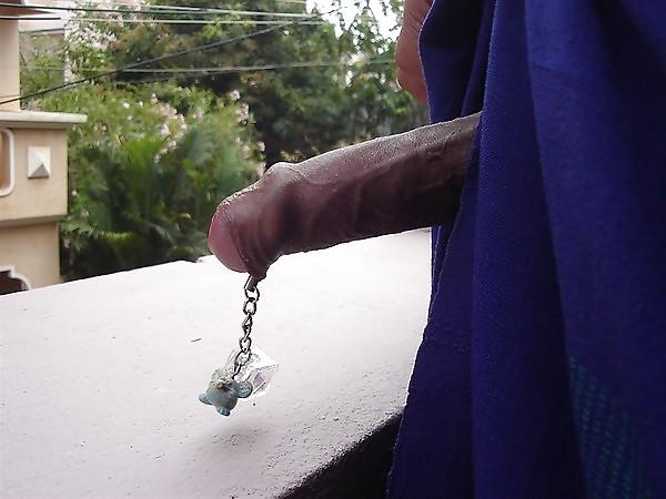 25P Walking Nude & Showing Cock in Balcony