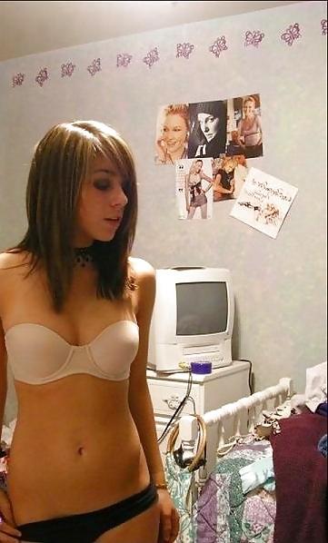 14P Emo sluts!