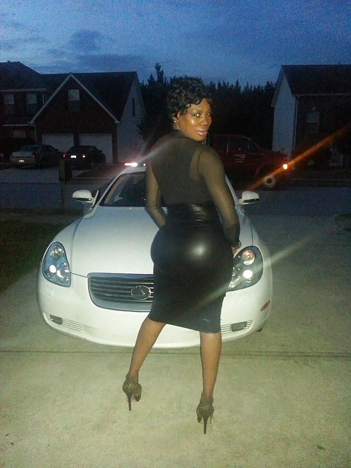 19P Big Booty Tracy