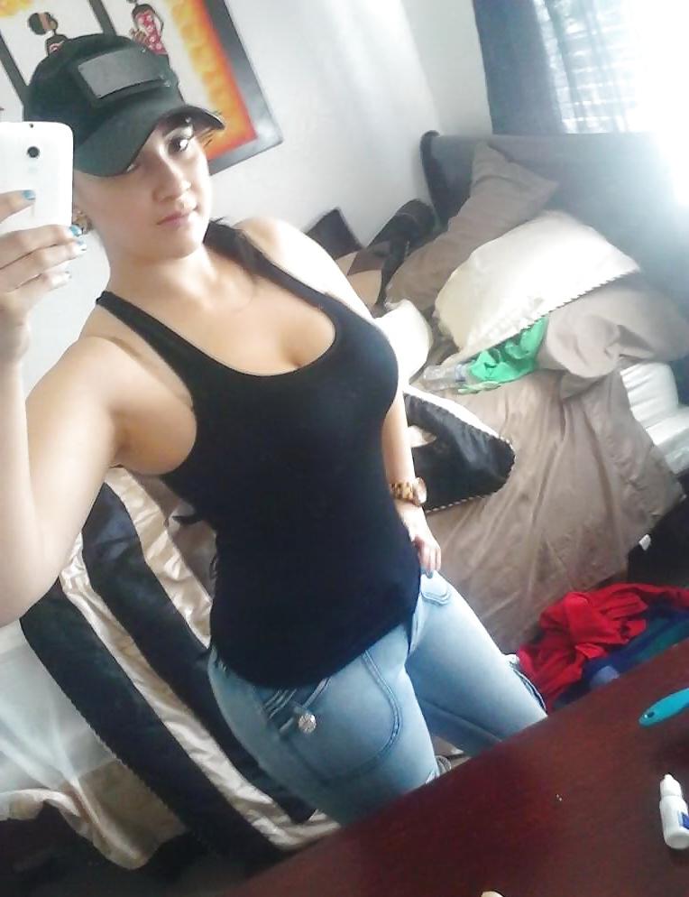 25P You May See These Big Boobs