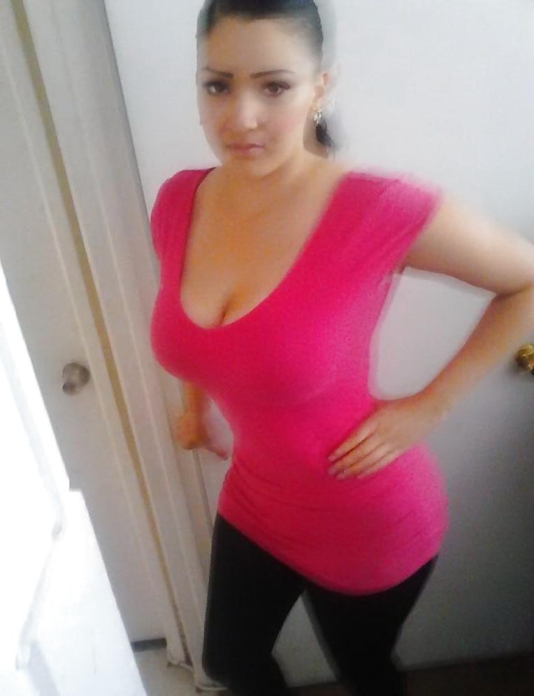 25P You May See These Big Boobs