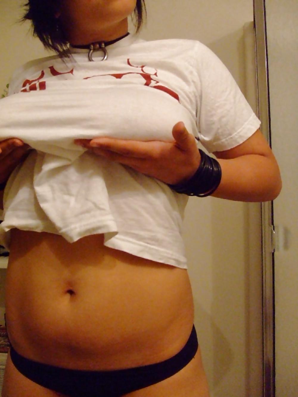 25P Busty Emo Babe