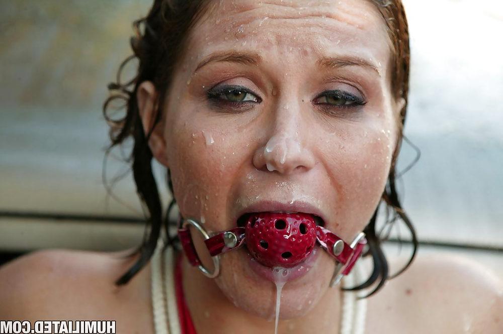 25P Ball Gag Sluts