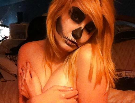 25P Facebook Emo Gothic Scene Girl Selfies