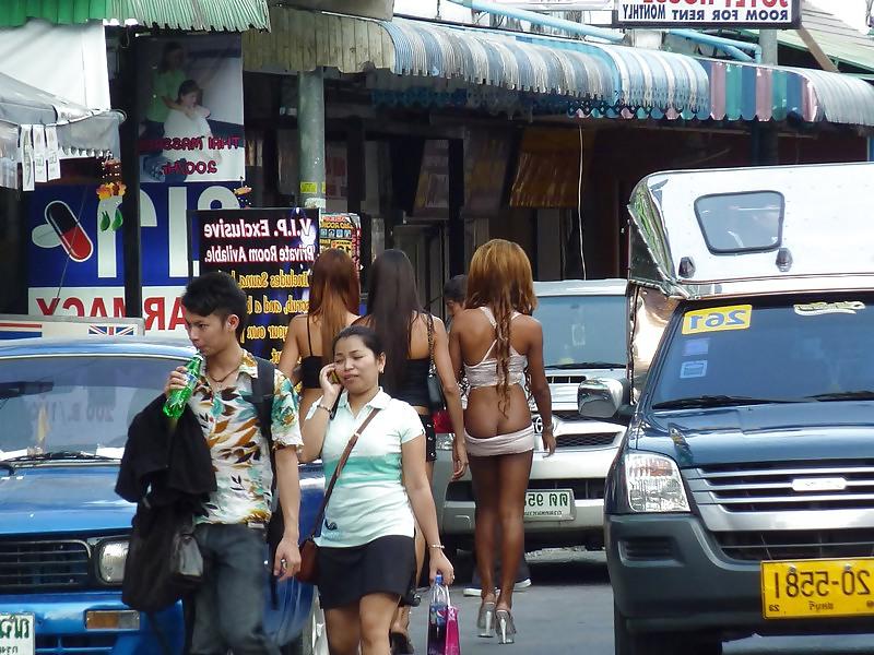 16P Thailand street hotties2