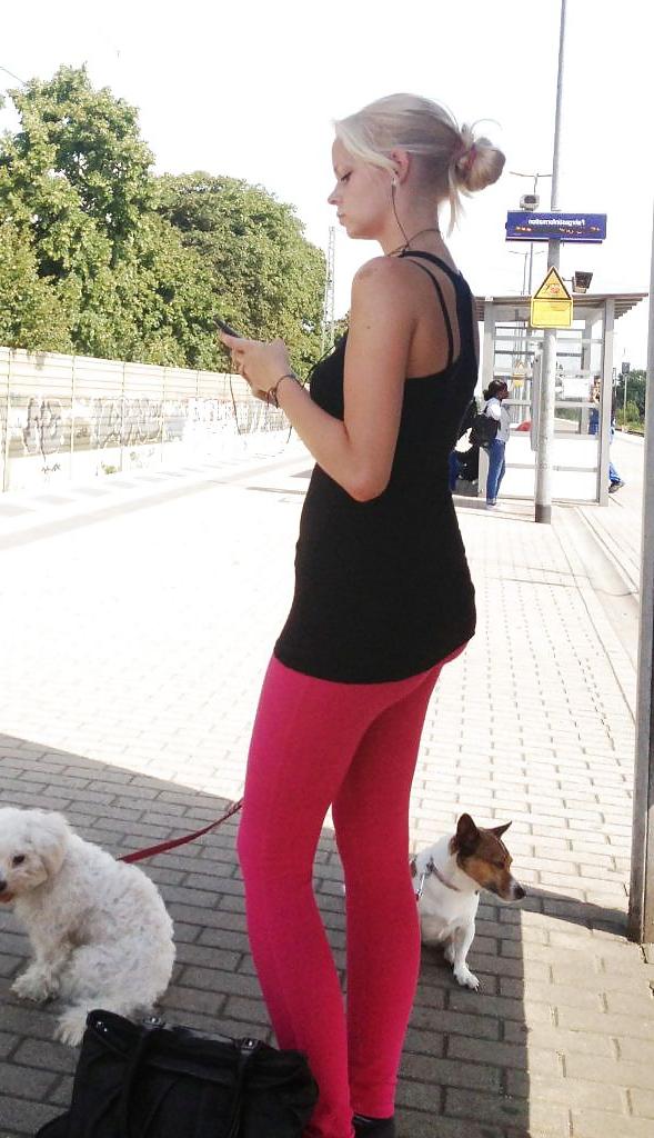 14P German candid street