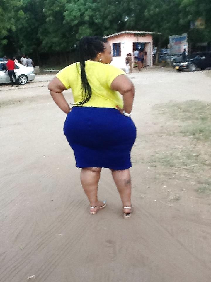 16P Pear Booty