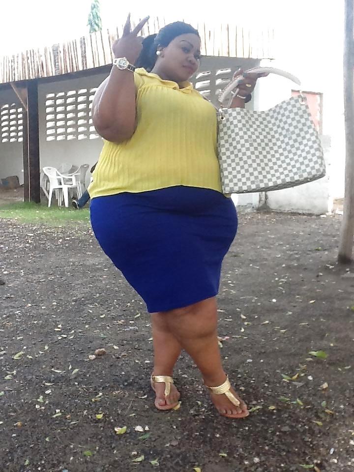 16P Pear Booty