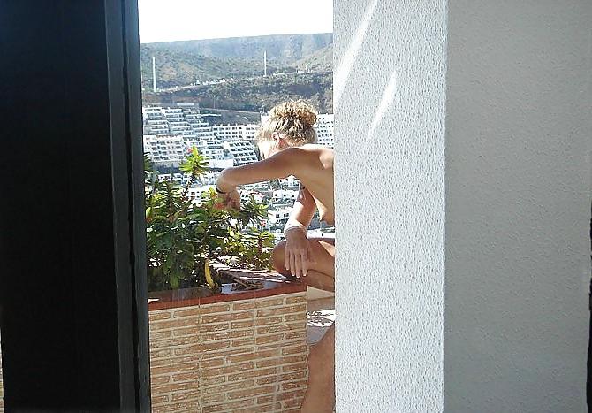 25P Naked on the terrace