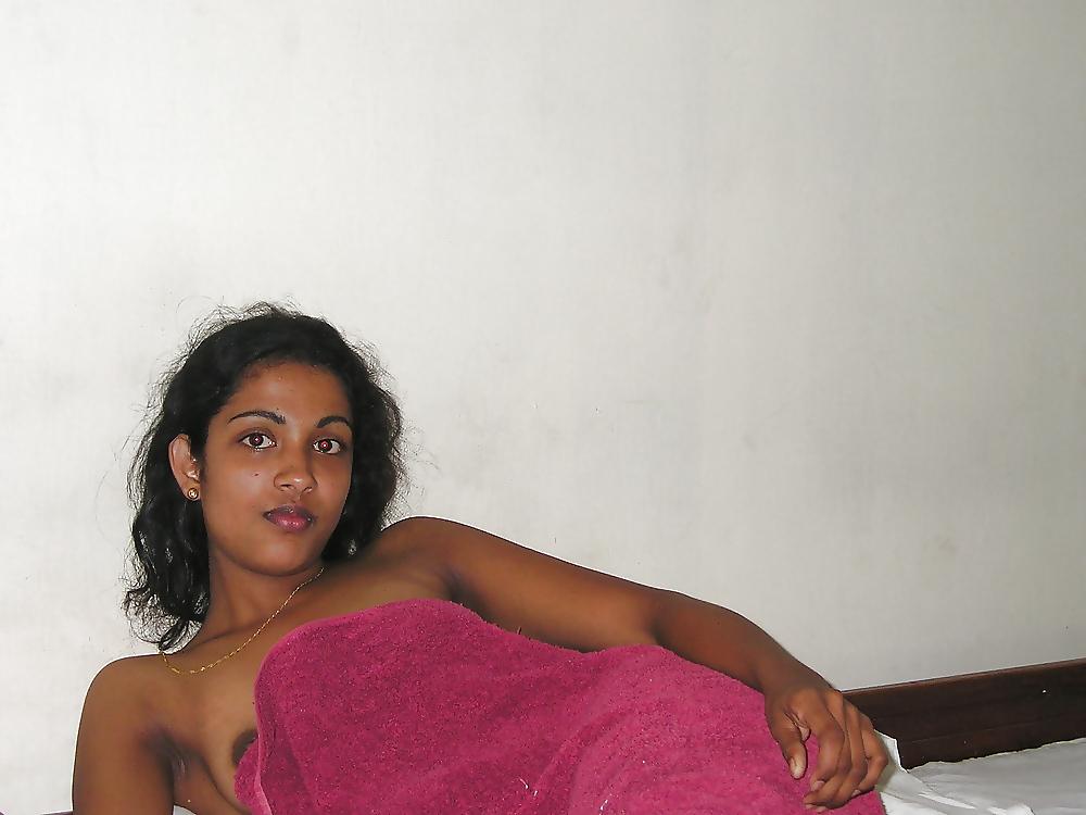 25P Babes Of Paradise 04