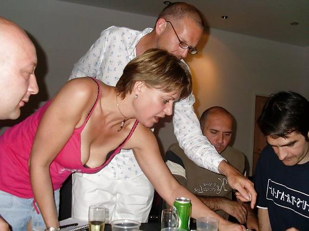 7P Englische MILF in Montenegro