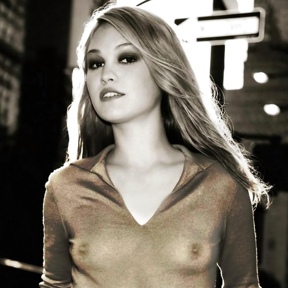 25P Who likes tiny tits celebrities? Who did I miss
