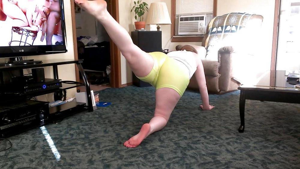 10P Teen gf booty in spandex