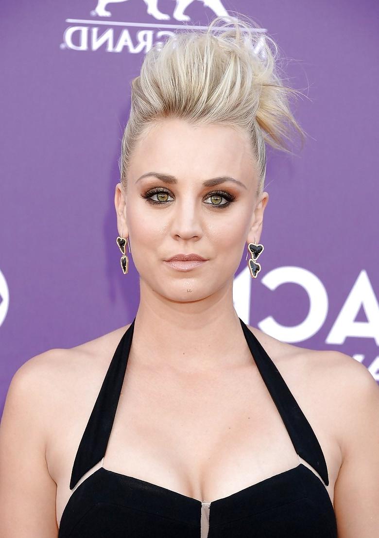 25P Kaley Cuoco