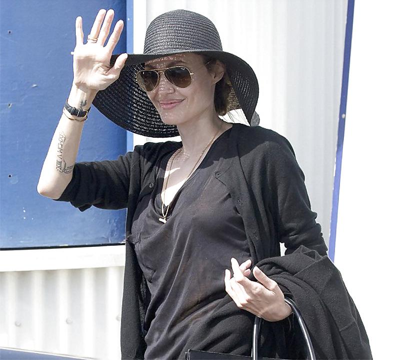 25P Celebs oops 50