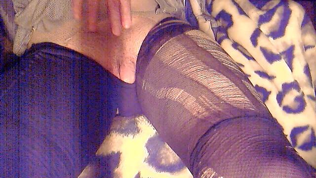12P Crossdressing sissy ass and clitty fun!