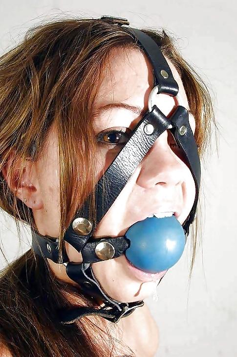 25P BALL GAG