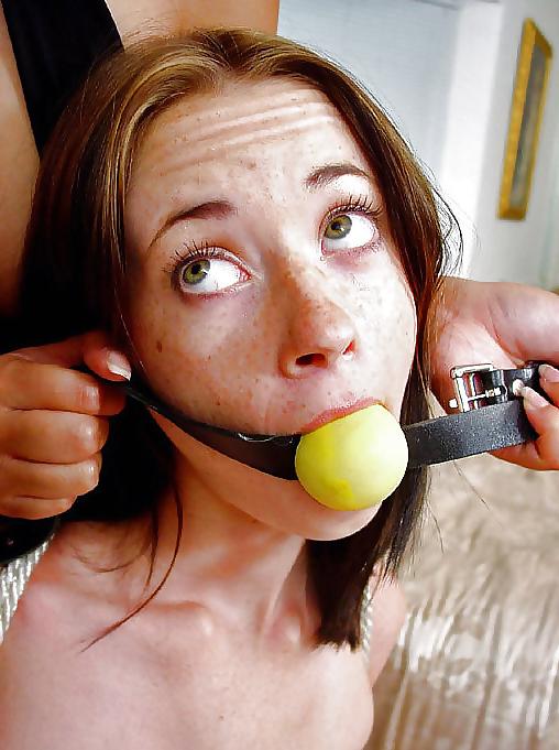 25P BALL GAG