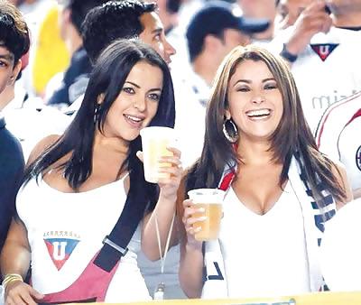 25P Football fans #2