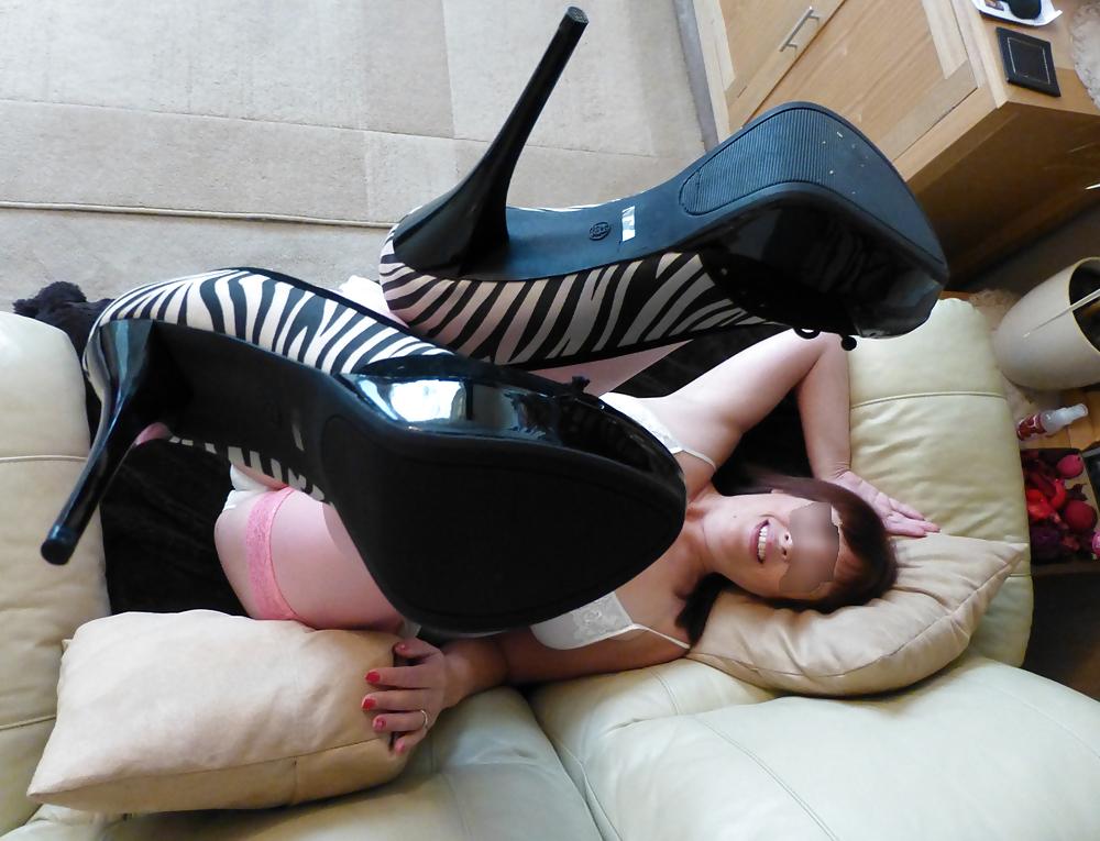 18P Pink Legs and Pink Pussy Mature