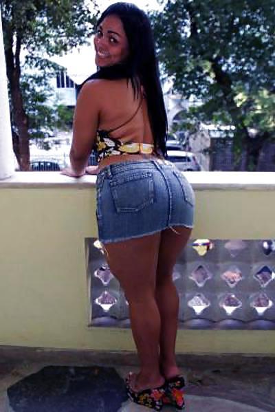 25P Andressa soares Thick booty!