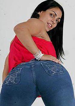 25P Andressa soares Thick booty!