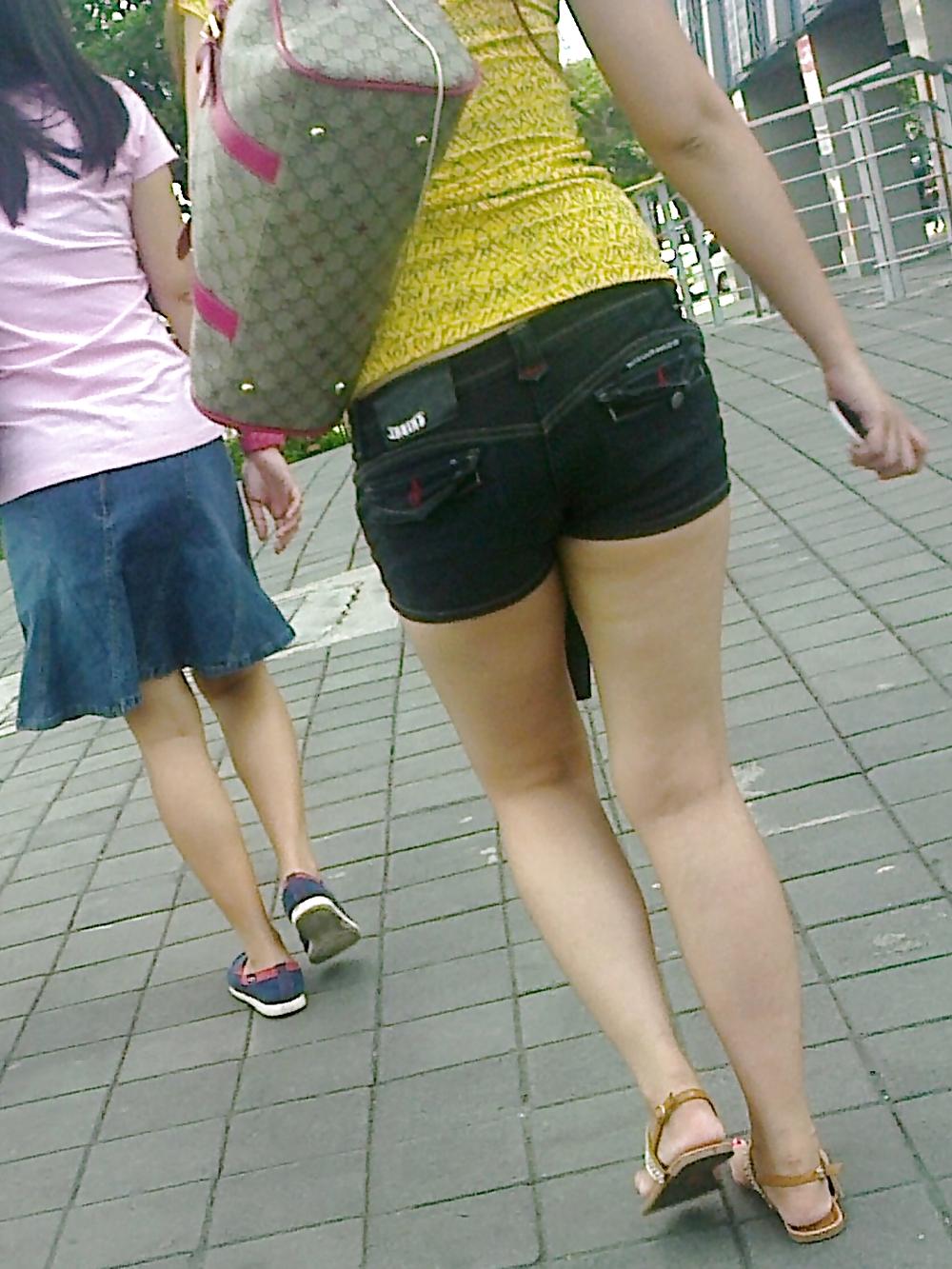 25P Pinay Legs