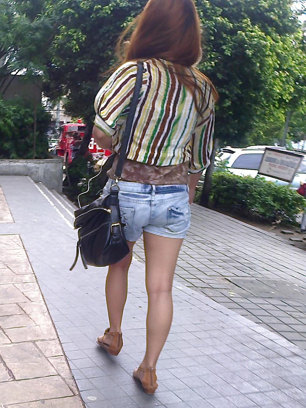 25P Pinay Legs
