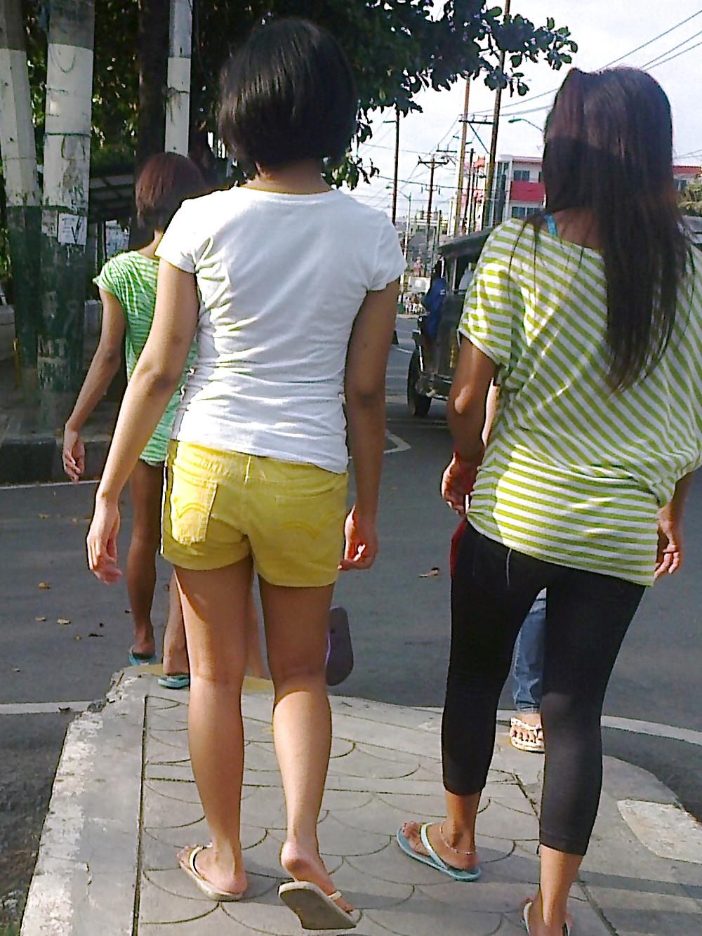 25P Pinay Legs
