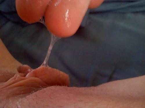 25P Things that make me hard and horny: Wet pussy edition