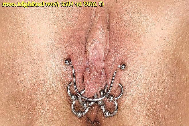 25P Pussy piercing