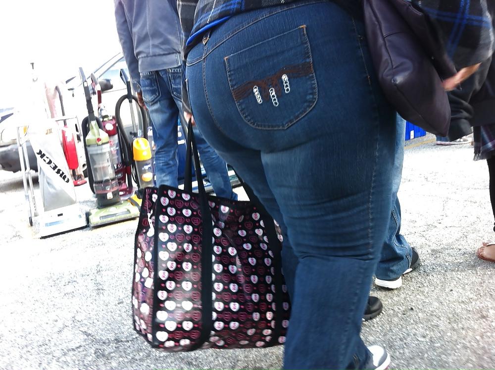 25P Booty surfing